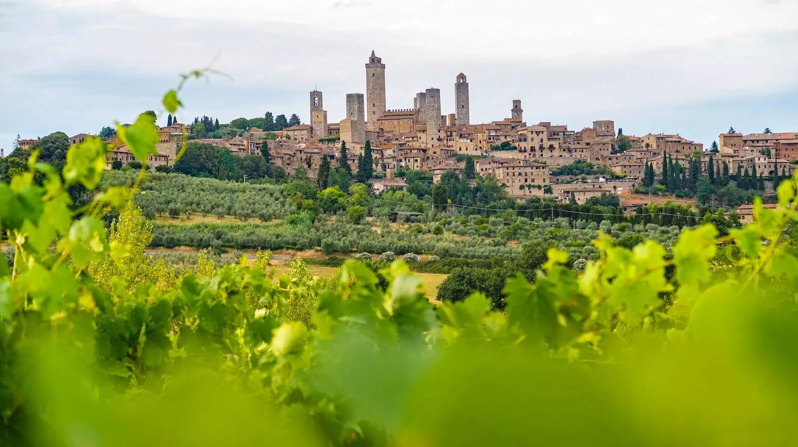 Descoperirea Toscanei: Un weekend plin de vin și artă