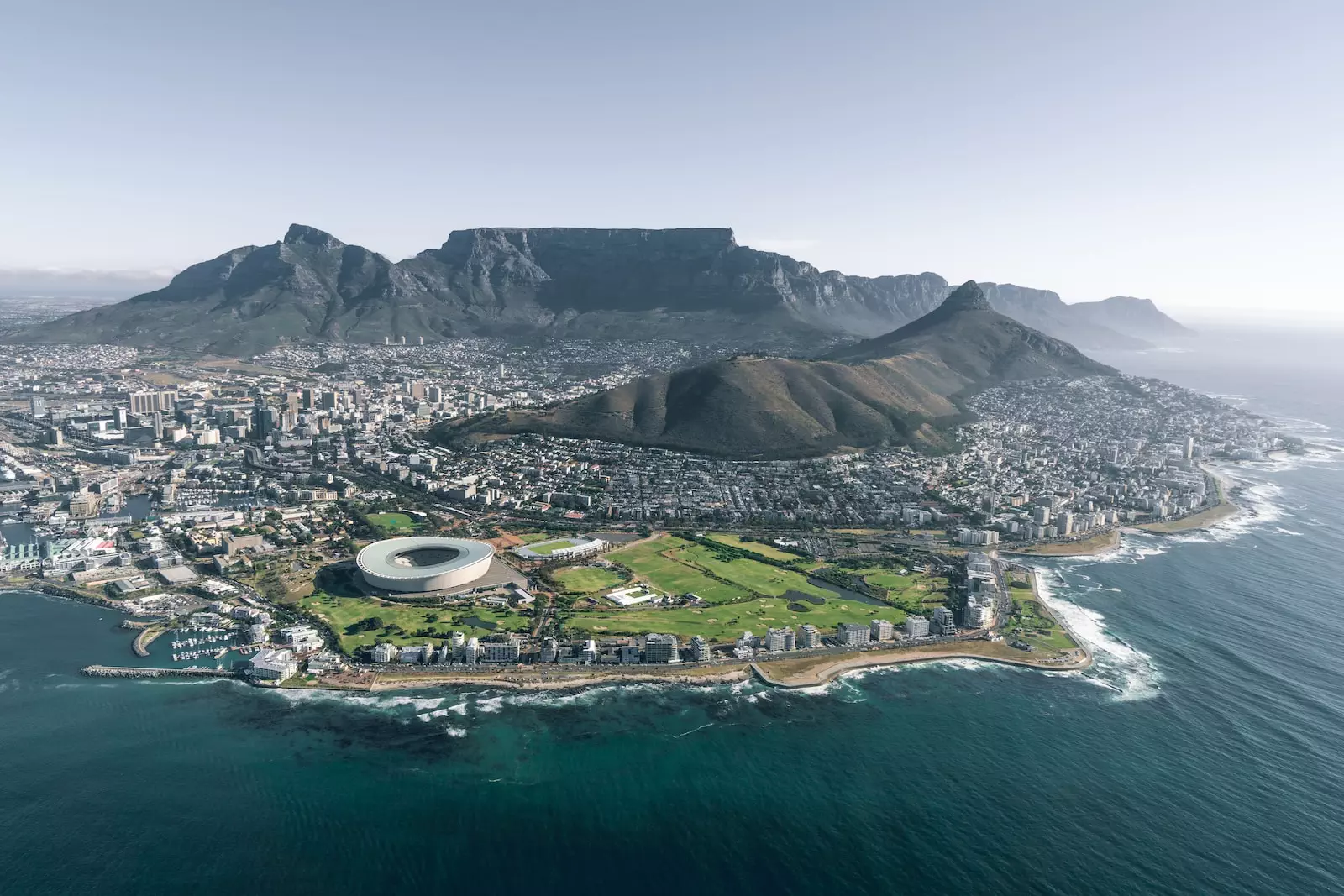 Cape Town într-un weekend: Atracții naturale și cultură diversă